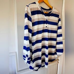 Blue crush 3/4 sleeve shirt size M